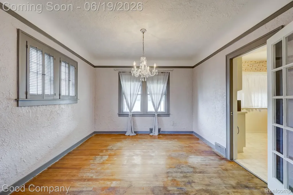 6464 Coleman Street Dearborn City MI 48126