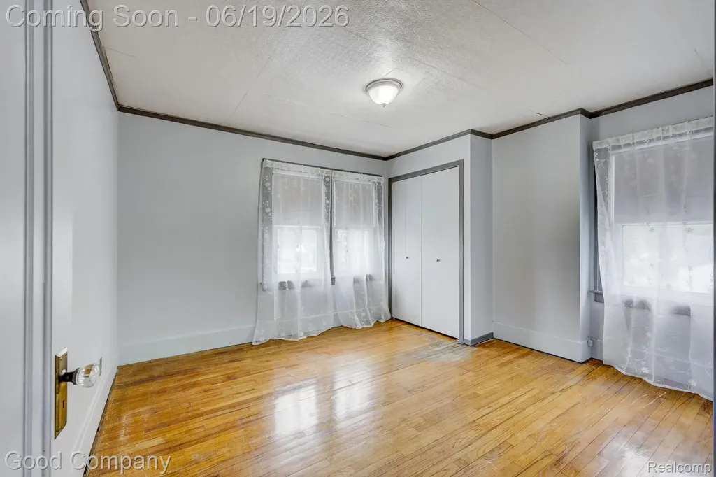 6464 Coleman Street Dearborn City MI 48126
