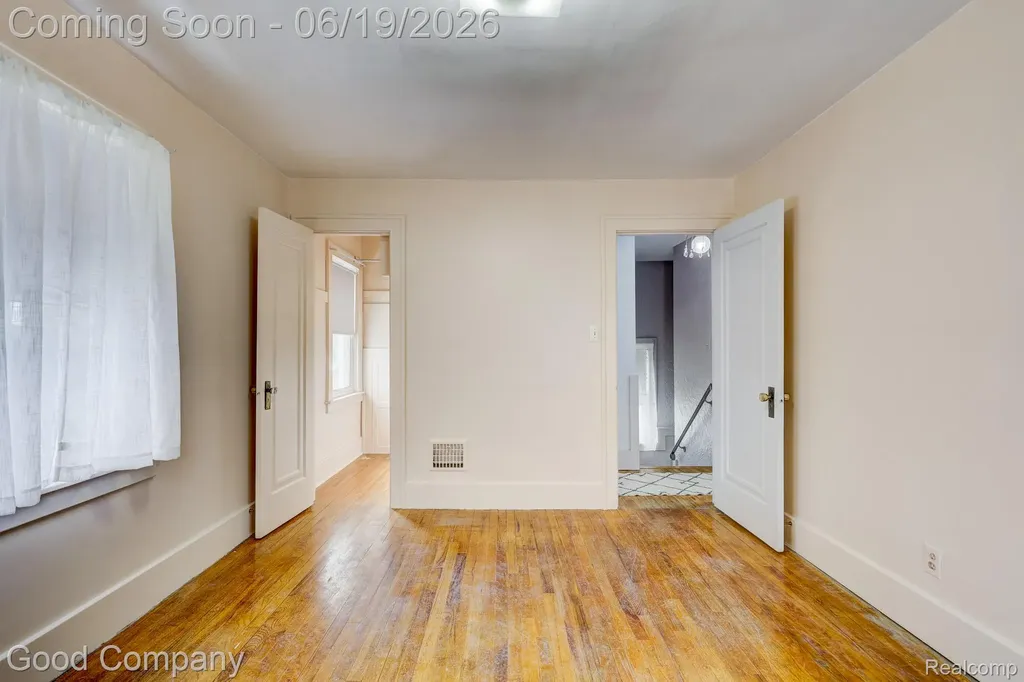 6464 Coleman Street Dearborn City MI 48126