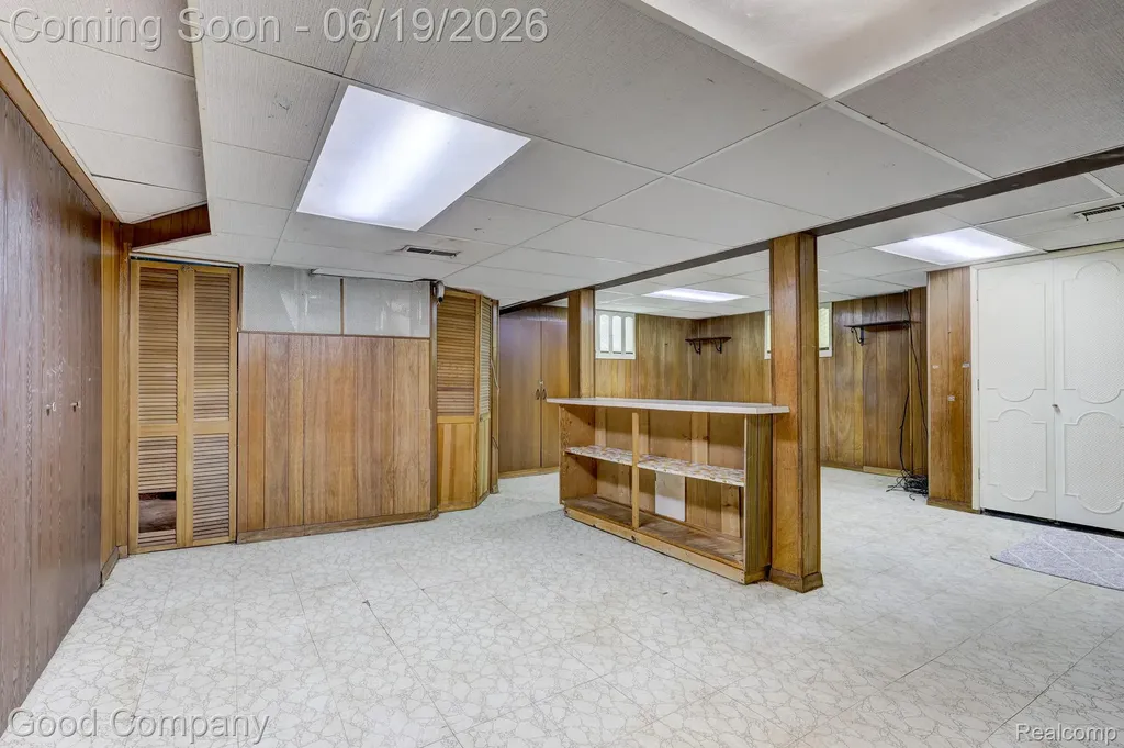 6464 Coleman Street Dearborn City MI 48126