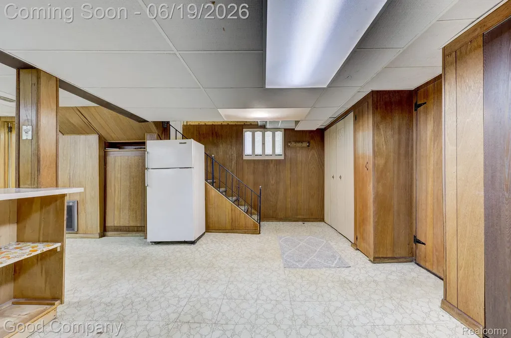 6464 Coleman Street Dearborn City MI 48126