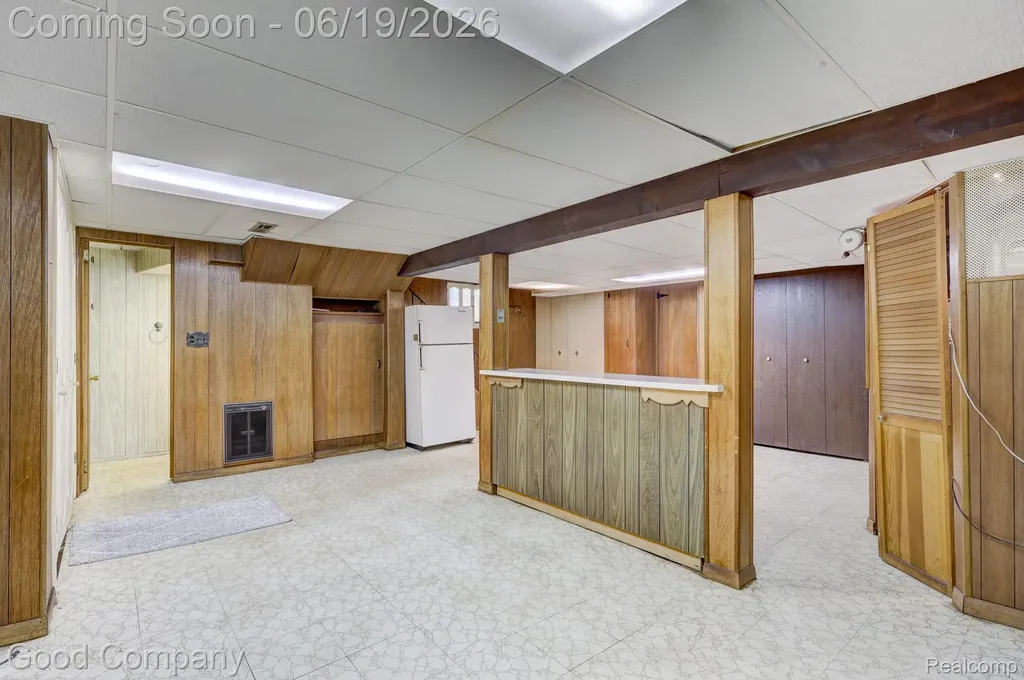 6464 Coleman Street Dearborn City MI 48126