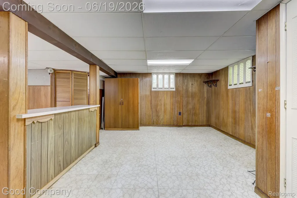 6464 Coleman Street Dearborn City MI 48126