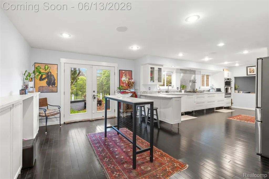 34134 Old Timber Court Farmington Hills City MI 48331