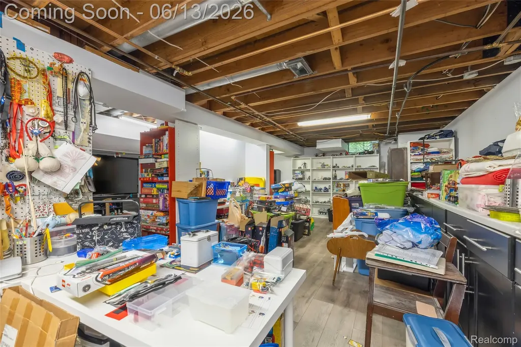 34134 Old Timber Court Farmington Hills City MI 48331