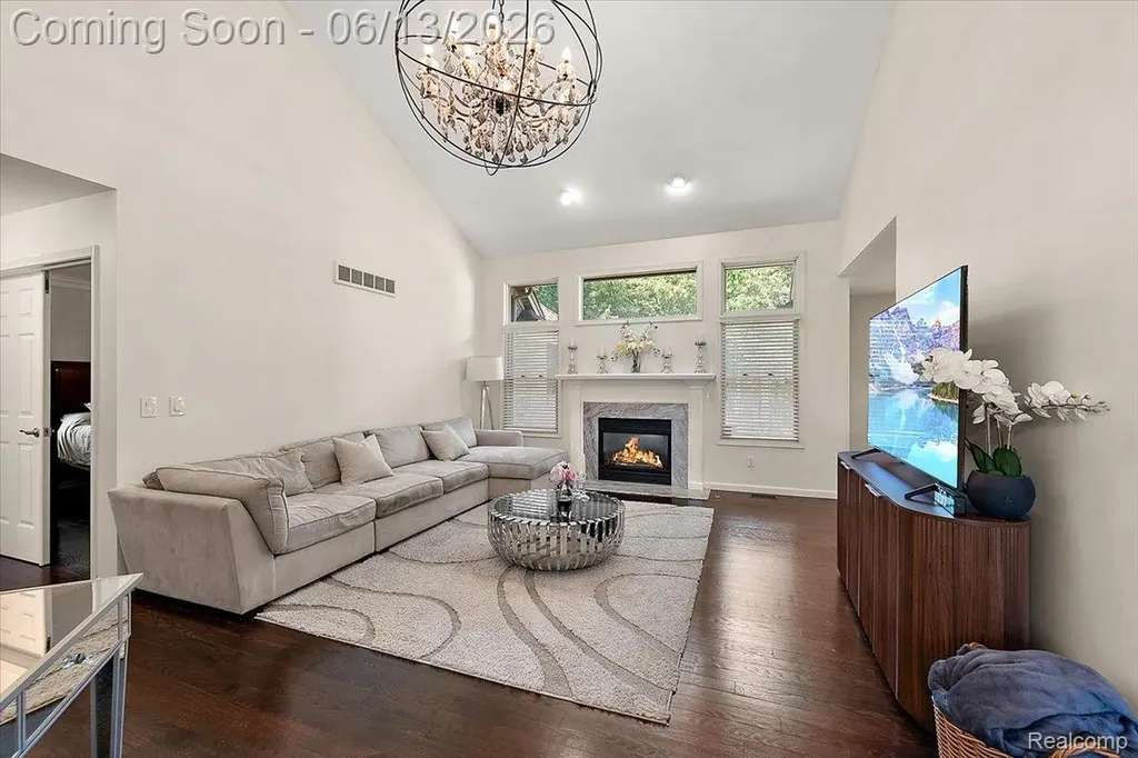 15213 Meerschaert Drive Macomb Township MI 48042