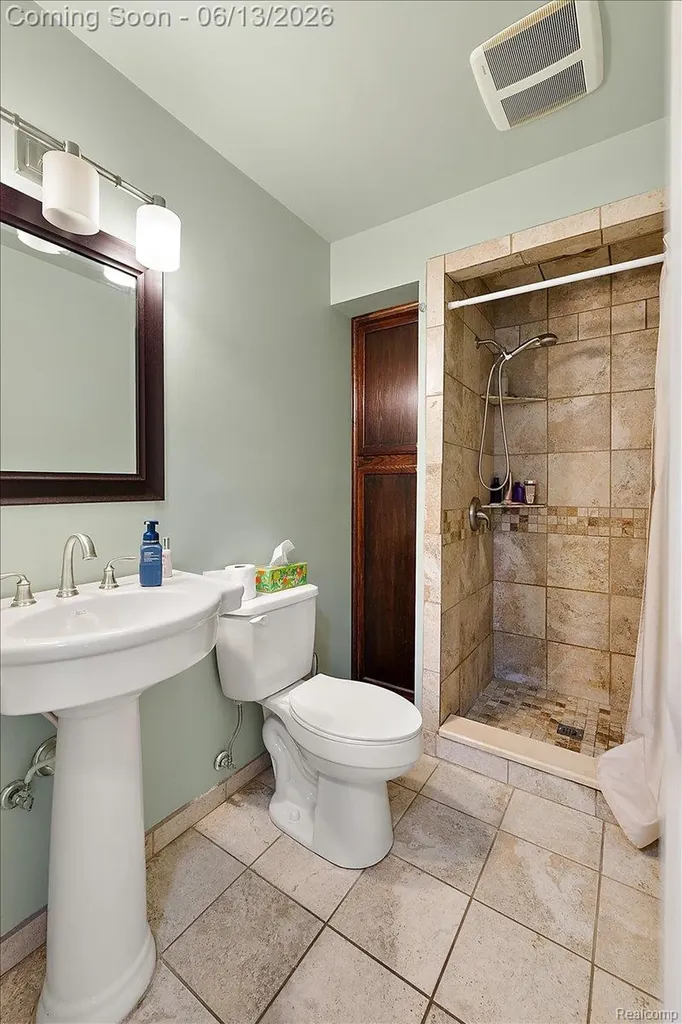 15213 Meerschaert Drive Macomb Township MI 48042