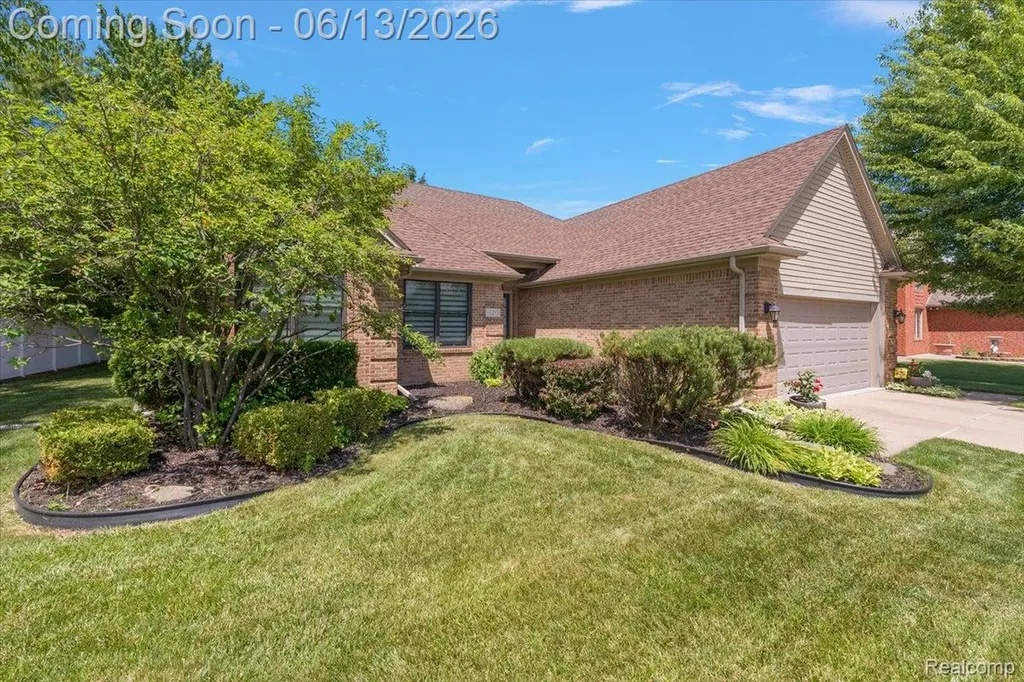 15213 Meerschaert Drive Macomb Township MI 48042
