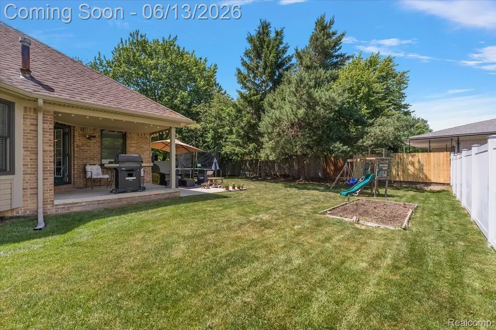 15213 Meerschaert Drive Macomb Township MI 48042