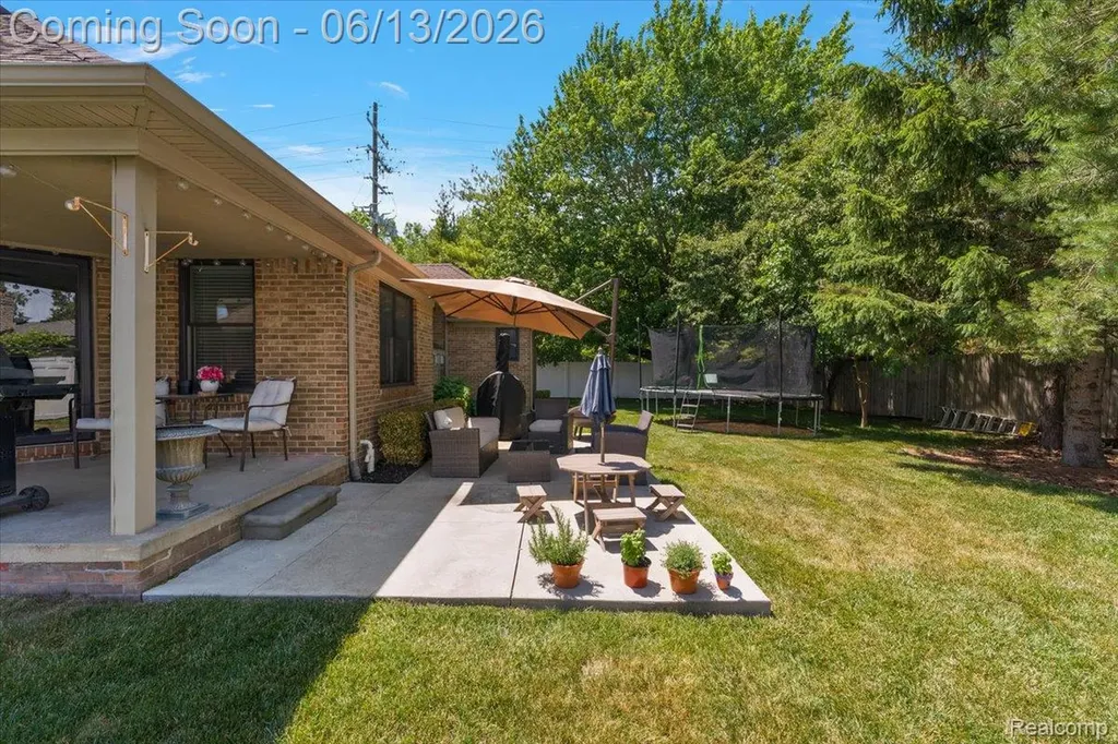 15213 Meerschaert Drive Macomb Township MI 48042