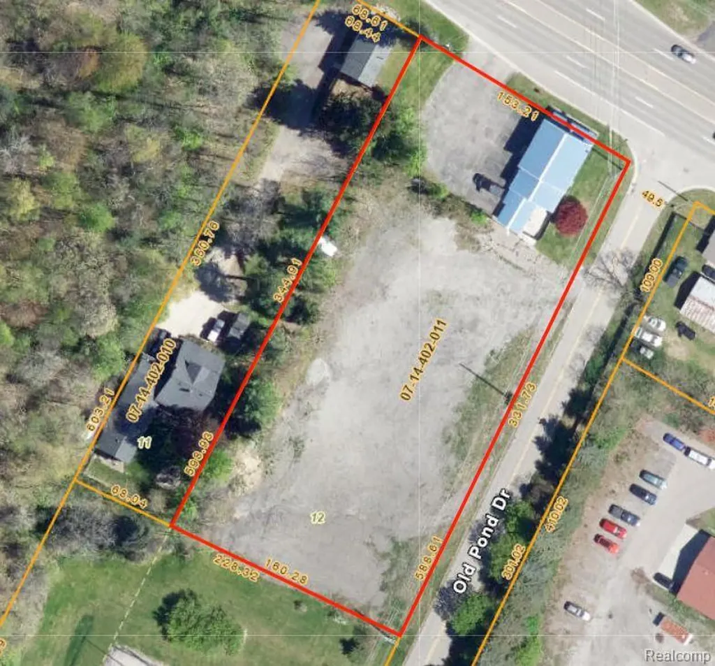 9405 Dixie Highway Springfield Charter Township MI 48348