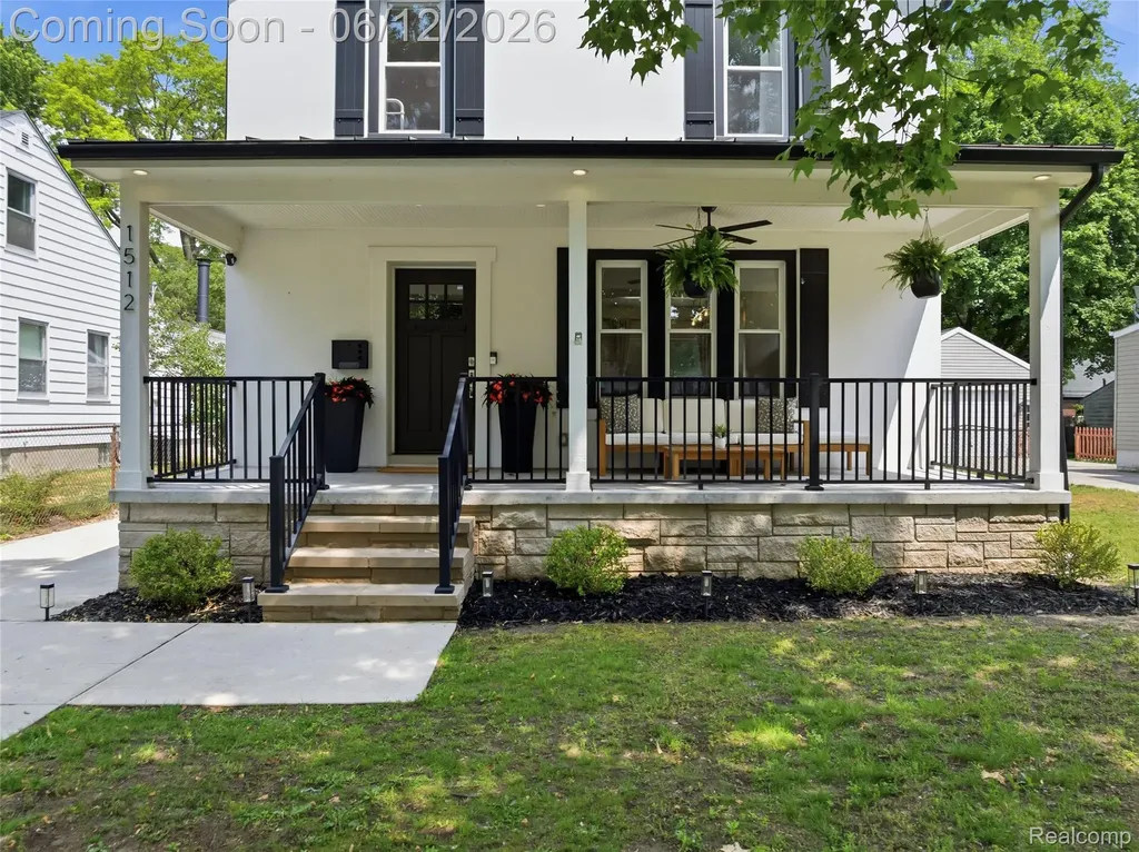 1512 Ferris Royal Oak City MI 48067