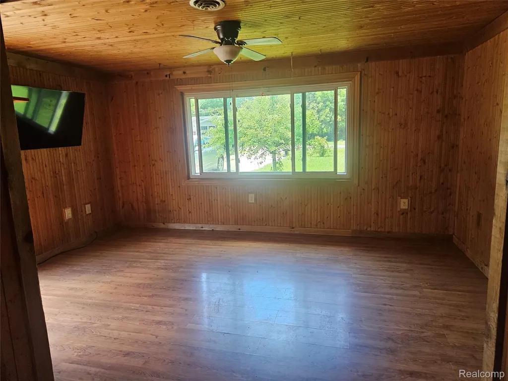 209 Park Street Gaines Township MI 48436