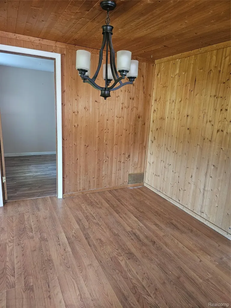 209 Park Street Gaines Township MI 48436