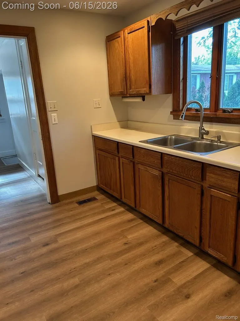 29780 Milford Road Lyon Charter Township MI 48165