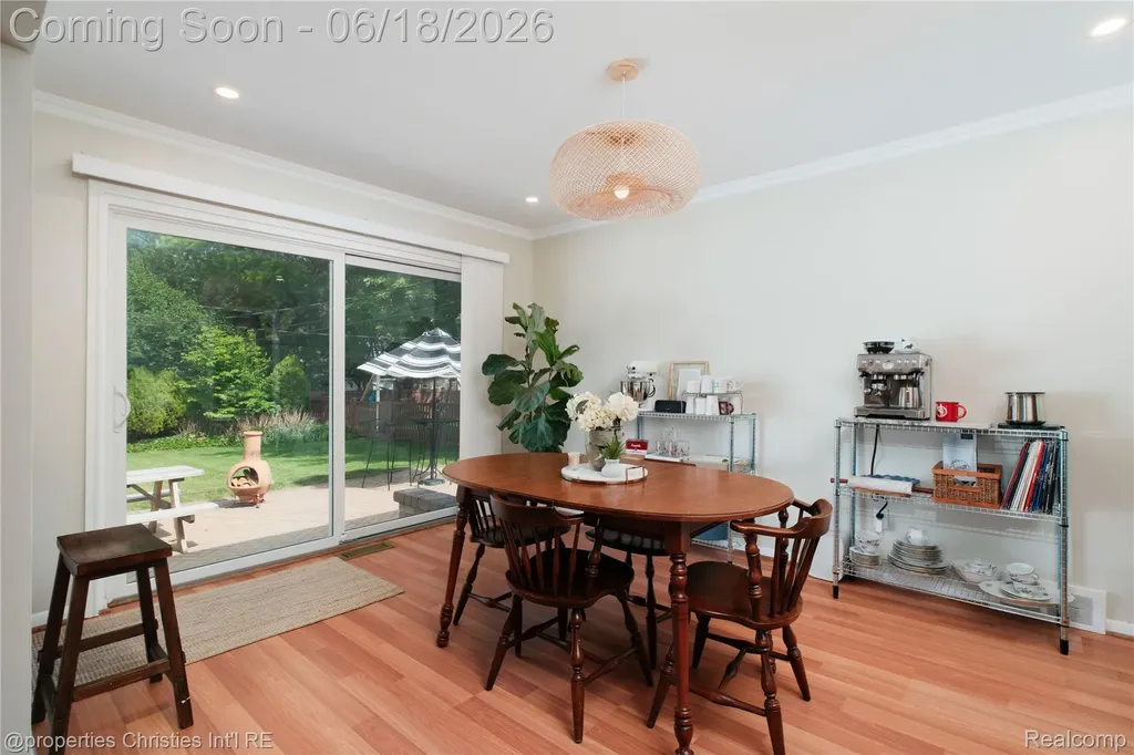 4228 Rosewold Avenue Royal Oak City MI 48073