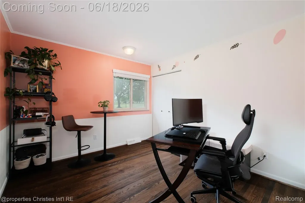 4228 Rosewold Avenue Royal Oak City MI 48073