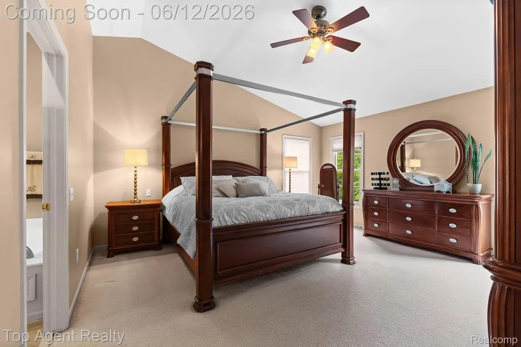 1570 Sugar Maple Way West Bloomfield Charter Township MI 48324