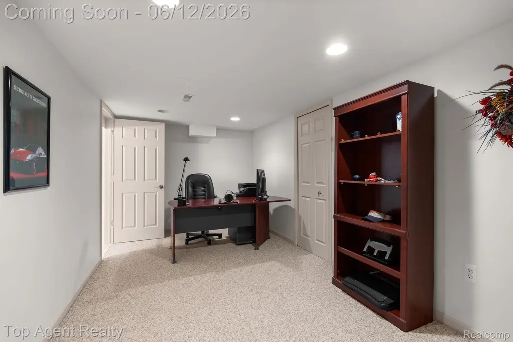 1570 Sugar Maple Way West Bloomfield Charter Township MI 48324