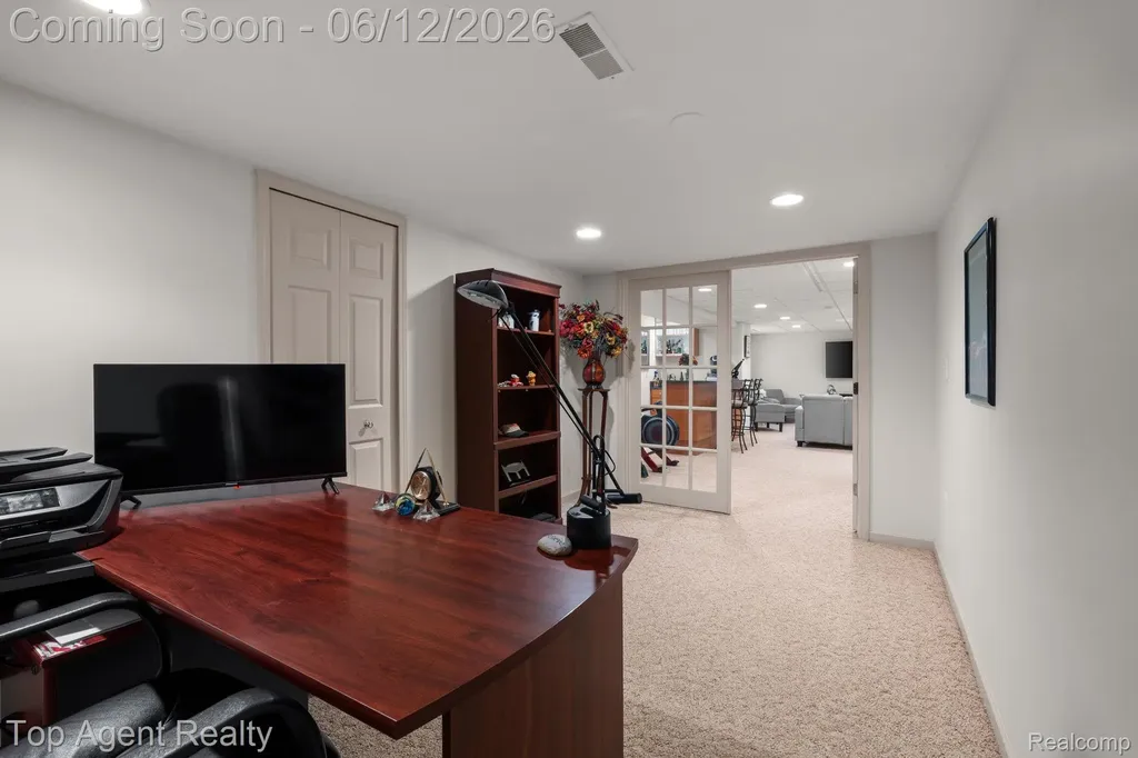 1570 Sugar Maple Way West Bloomfield Charter Township MI 48324