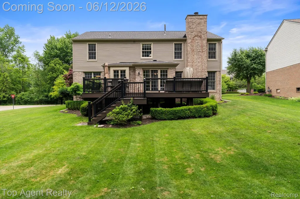1570 Sugar Maple Way West Bloomfield Charter Township MI 48324