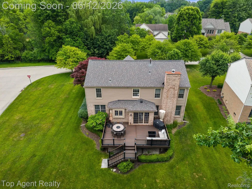 1570 Sugar Maple Way West Bloomfield Charter Township MI 48324