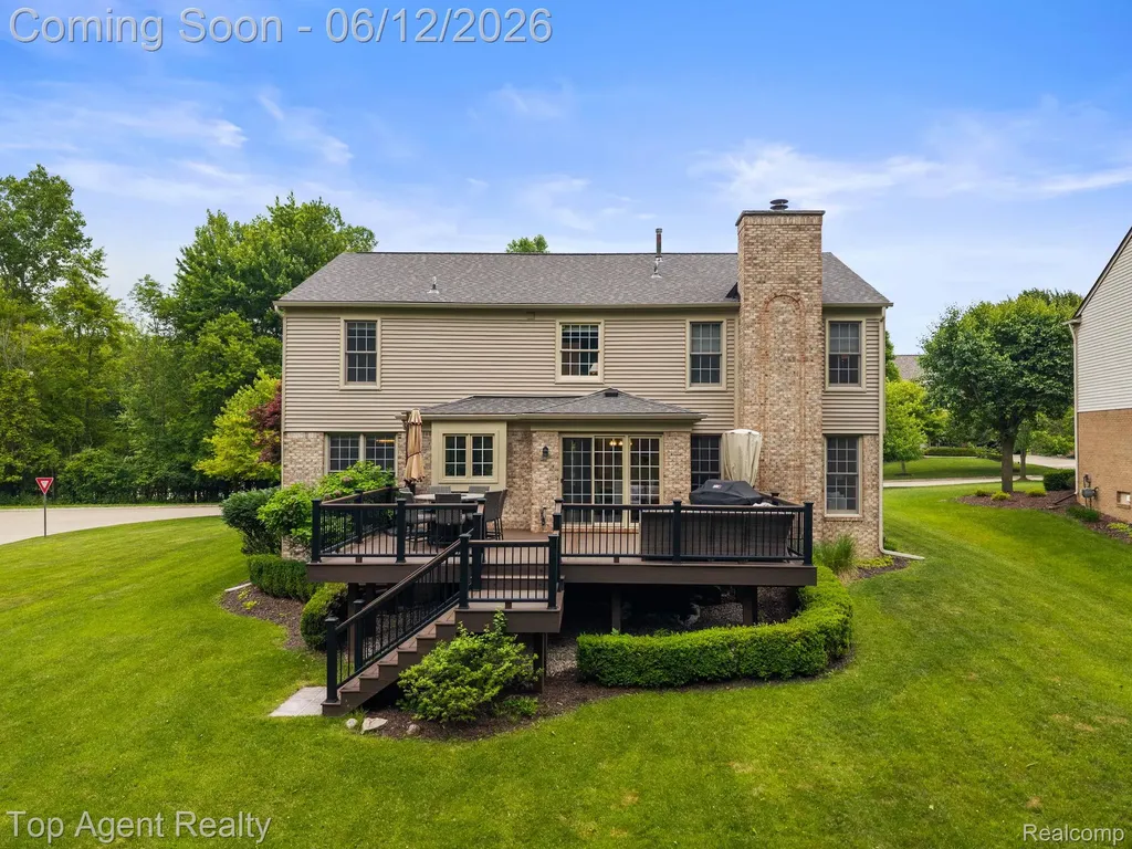 1570 Sugar Maple Way West Bloomfield Charter Township MI 48324
