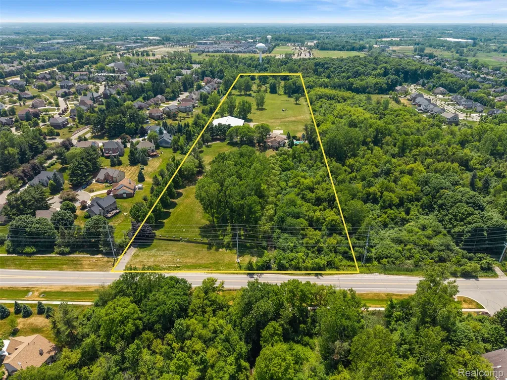 47915 6 Mile Road Northville Township MI 48168