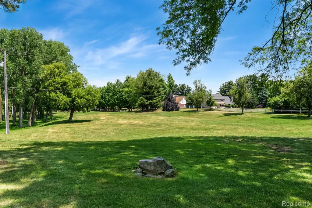47915 6 Mile Road Northville Township MI 48168