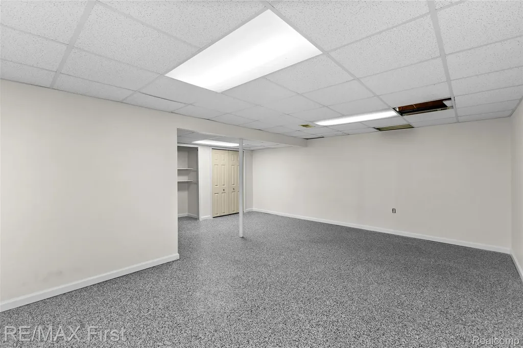41128 Northwind Drive Canton Charter Township MI 48188