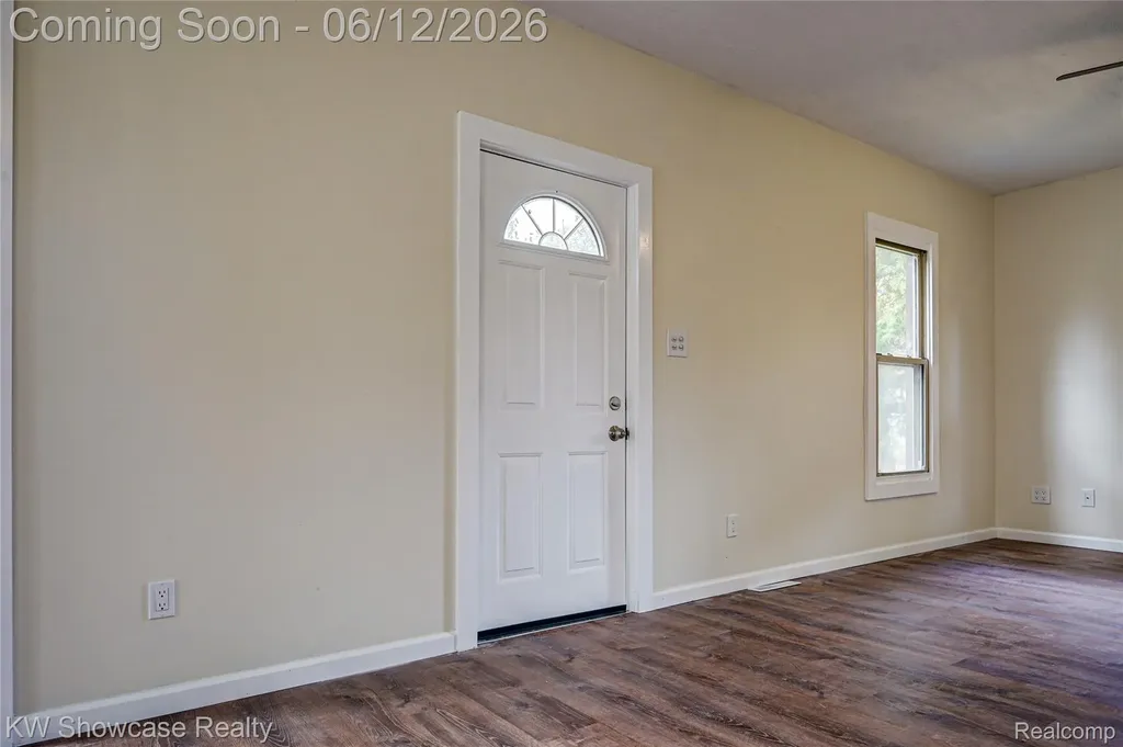 504 2nd Street Oxford Charter Township MI 48371