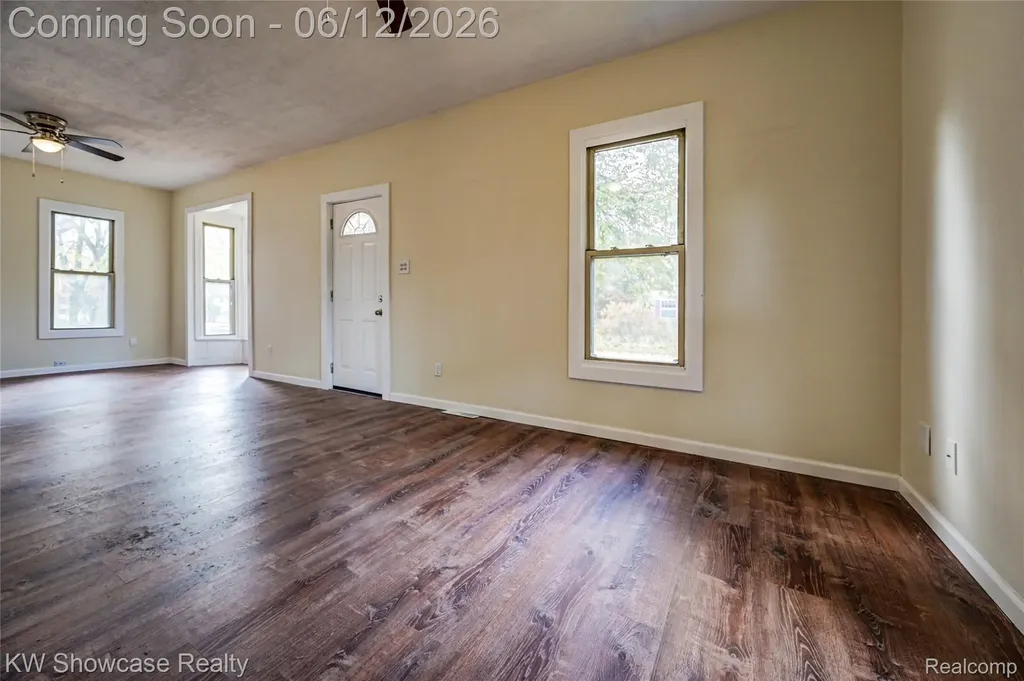 504 2nd Street Oxford Charter Township MI 48371