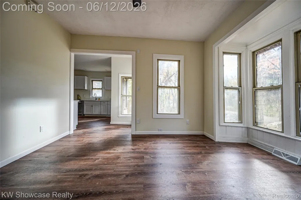 504 2nd Street Oxford Charter Township MI 48371