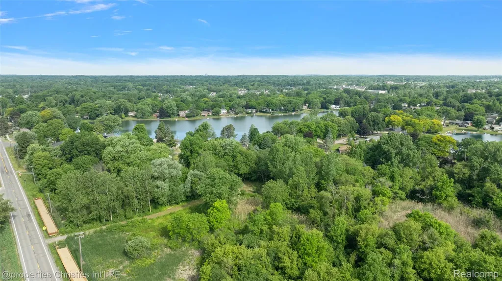 0000 E. Square Lake Road Troy City MI 48085