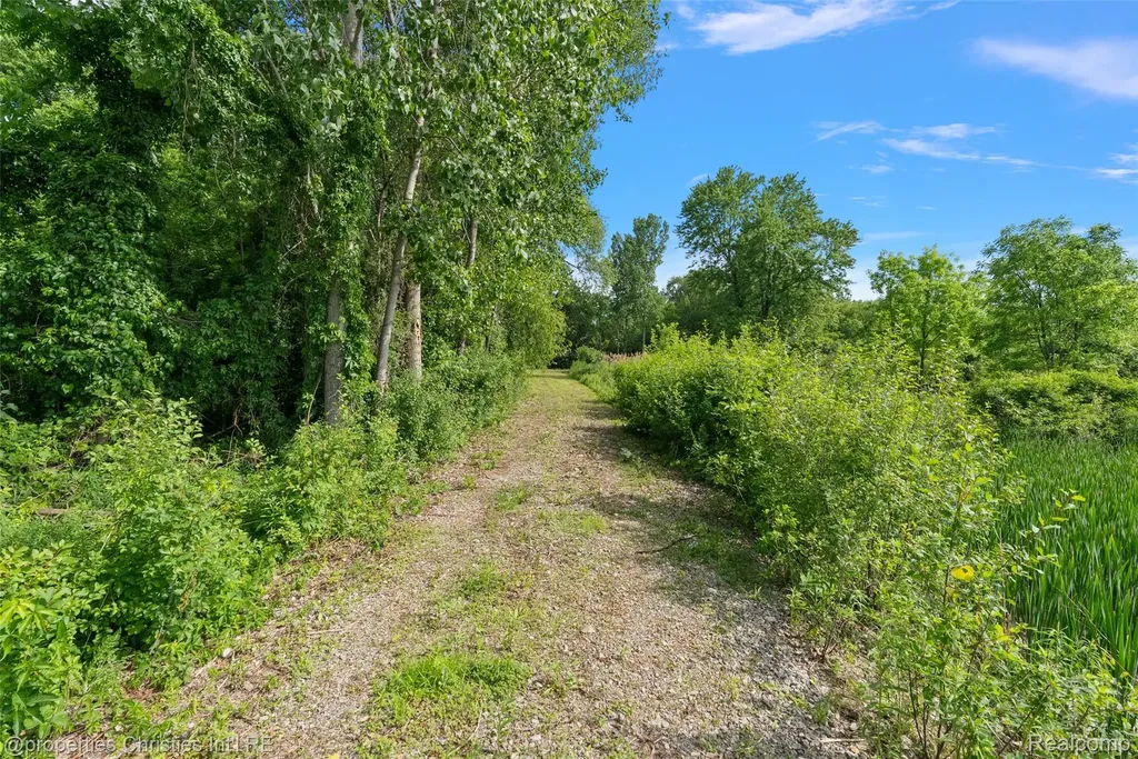 0000 E. Square Lake Road Troy City MI 48085