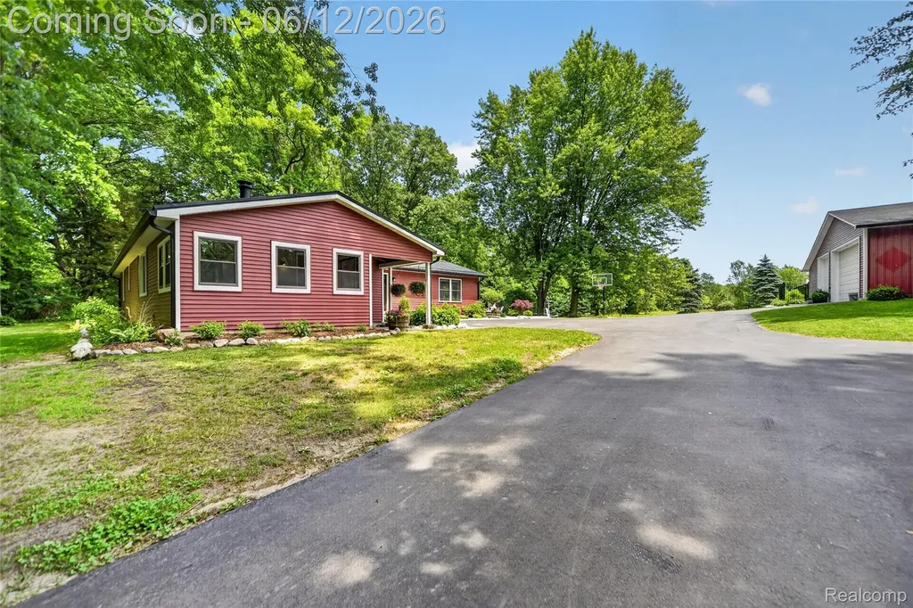 13635 Unadilla Road Unadilla Township MI 48137