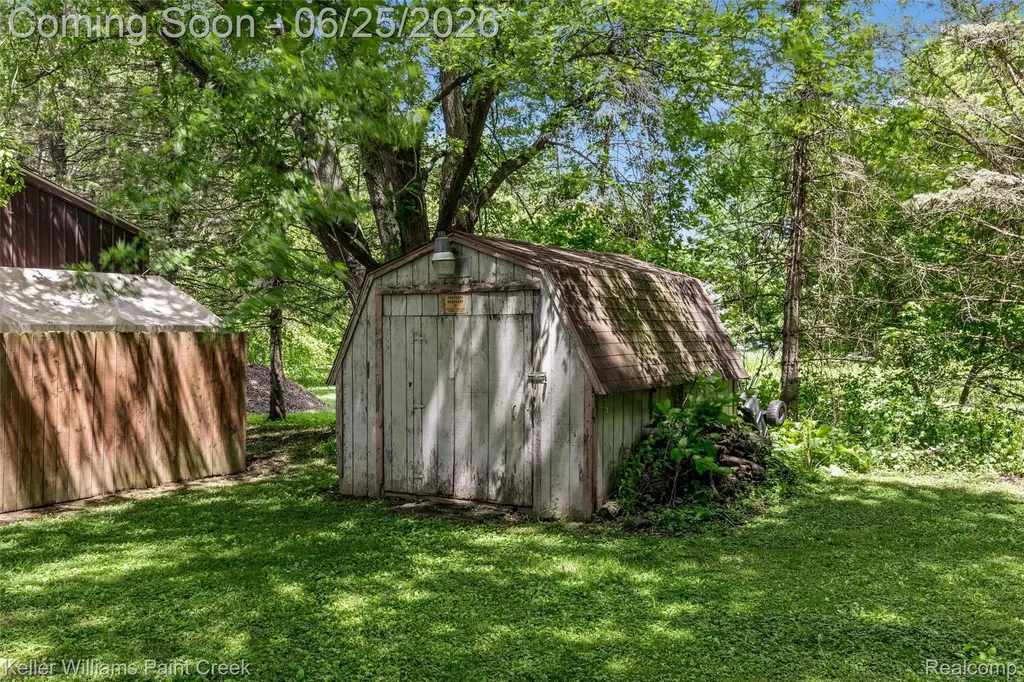 6459 E Potter Road Genesee Charter Township MI 48423