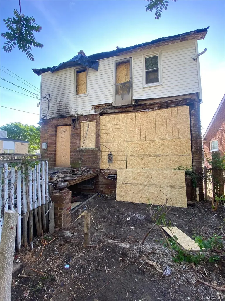 18985 Monica Street Detroit City MI 48221