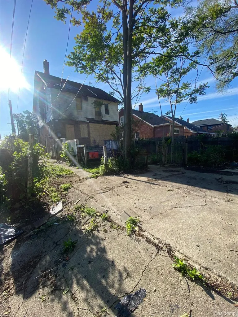18985 Monica Street Detroit City MI 48221