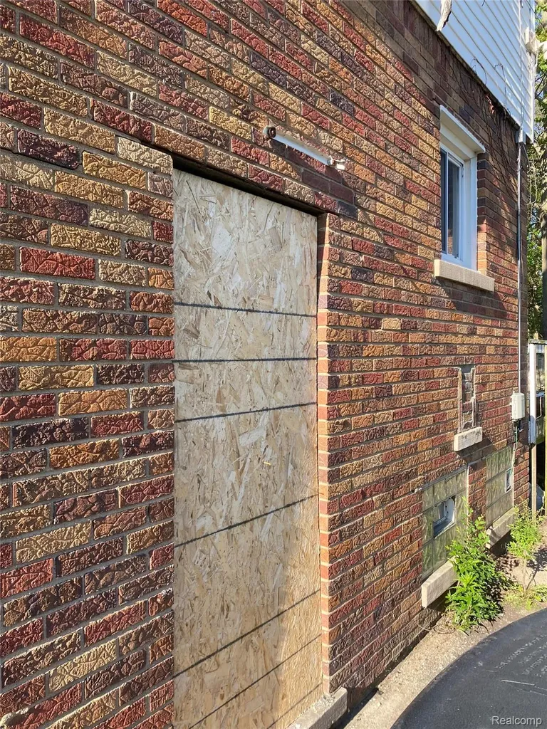 18985 Monica Street Detroit City MI 48221