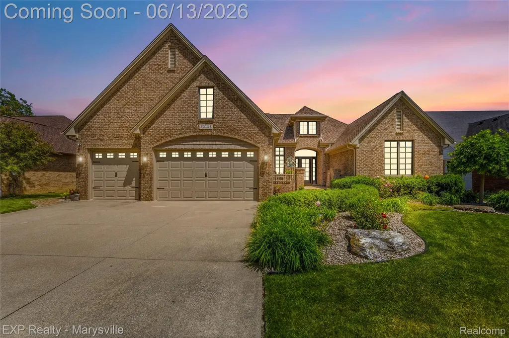 53146 Michael Drive Chesterfield Township MI 48047