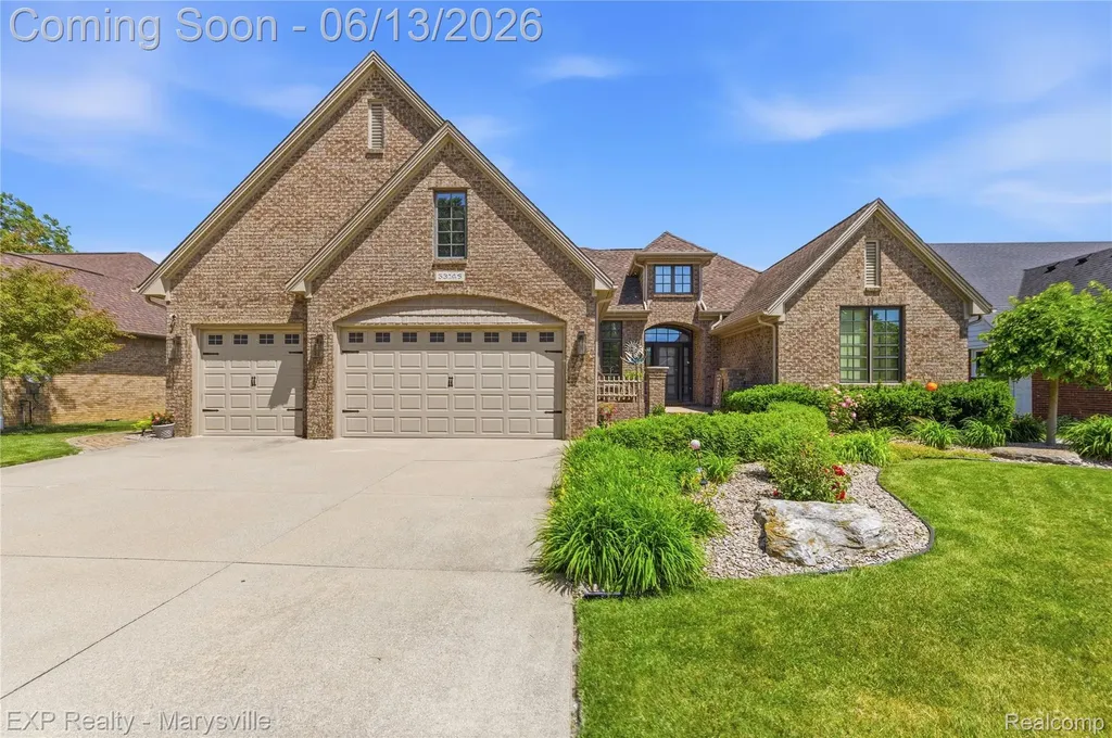 53146 Michael Drive Chesterfield Township MI 48047