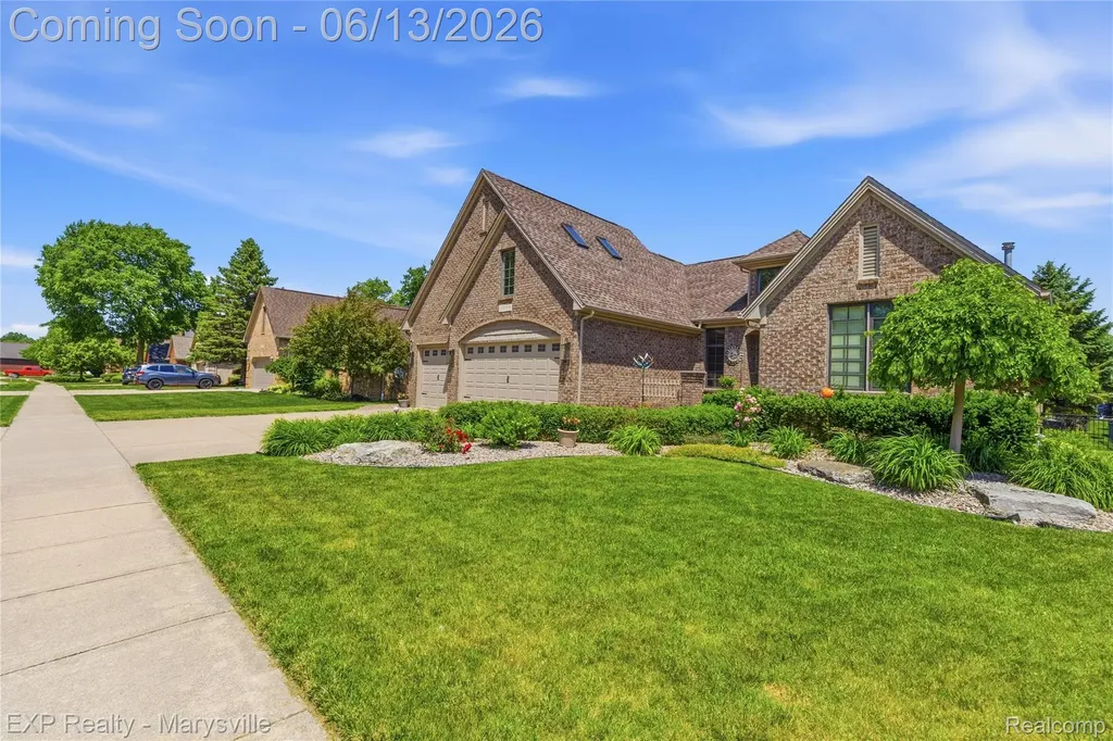 53146 Michael Drive Chesterfield Township MI 48047