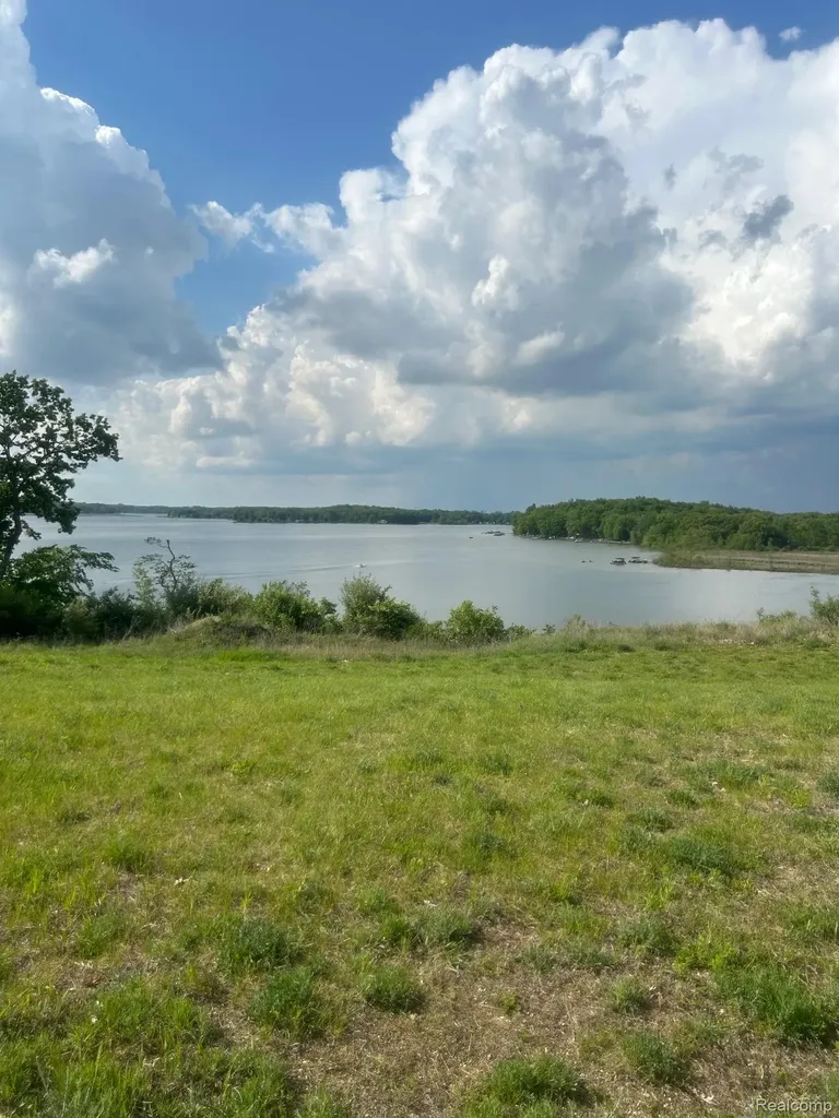 123 Bloomfield Lot#39 Boulevard Norvell Township MI 49230