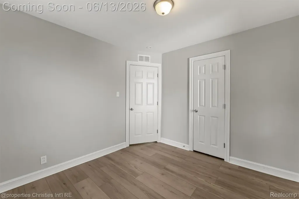 1797 E Marshall Street Ferndale City MI 48220