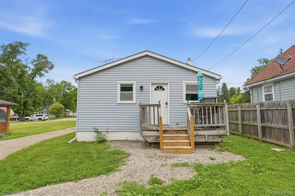 3124 Bessie Street Auburn Hills City MI 48326