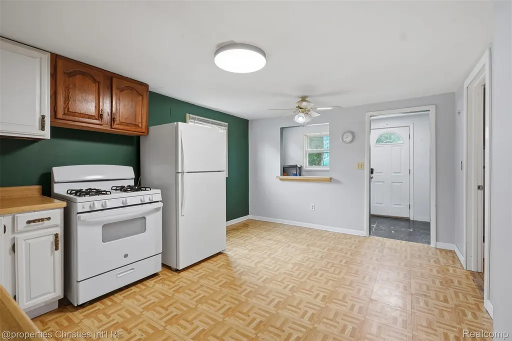 3124 Bessie Street Auburn Hills City MI 48326