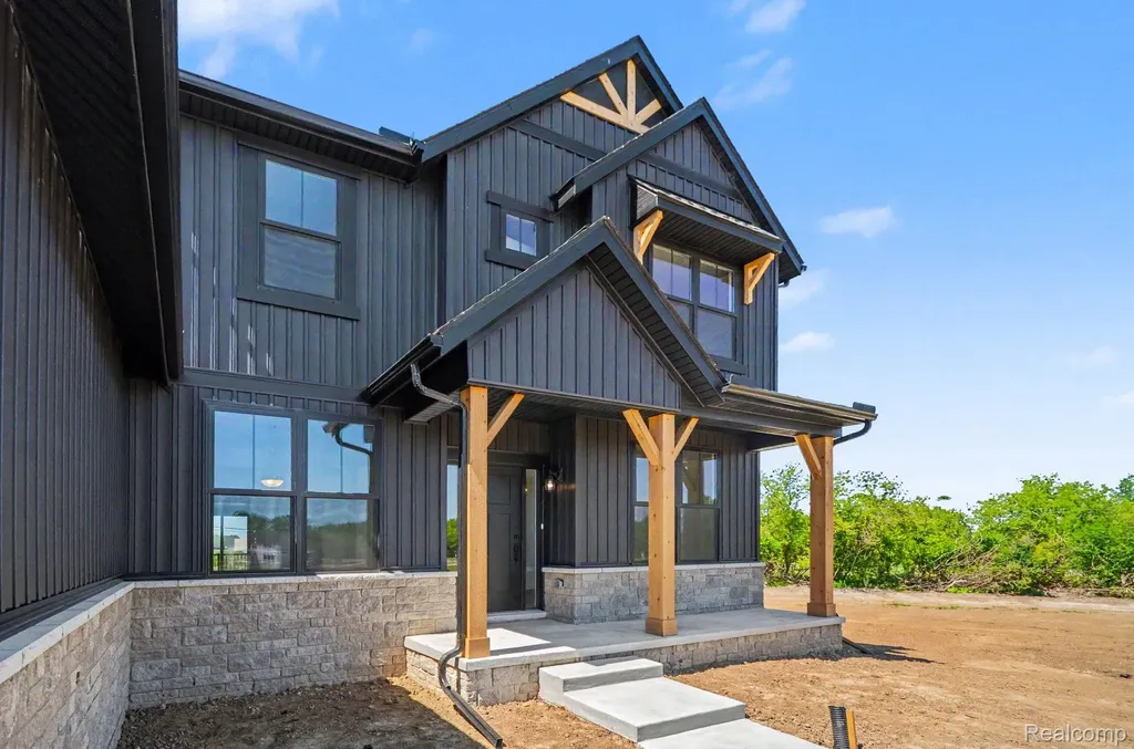 71615 Hidden River Drive Armada Township MI 48005