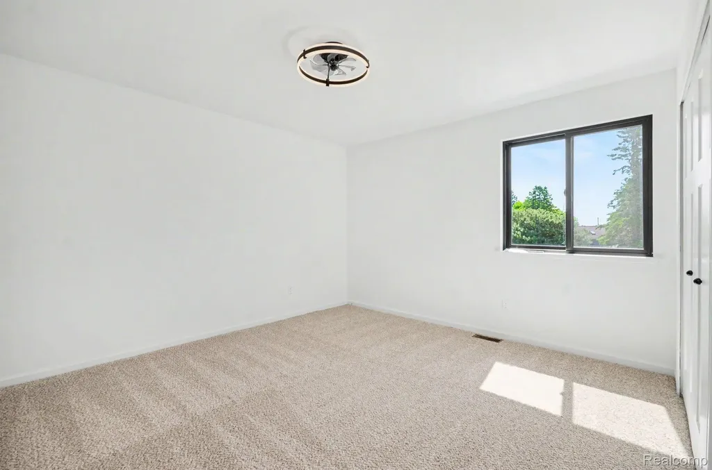 71615 Hidden River Drive Armada Township MI 48005