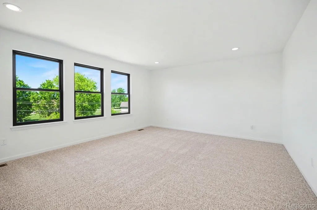 71615 Hidden River Drive Armada Township MI 48005